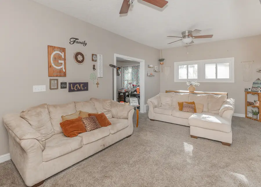 2330 38th Street, Rock Island, IL 61201 - Image #2