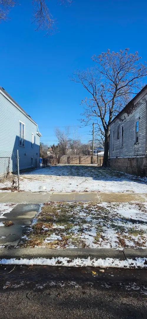 6945 S Bishop Avenue, Chicago, IL 60636 - Image #1