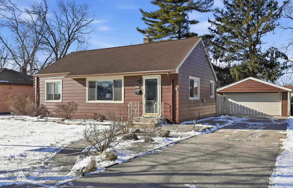 10816 Princess Avenue, Chicago Ridge, IL 60415 - Image #1
