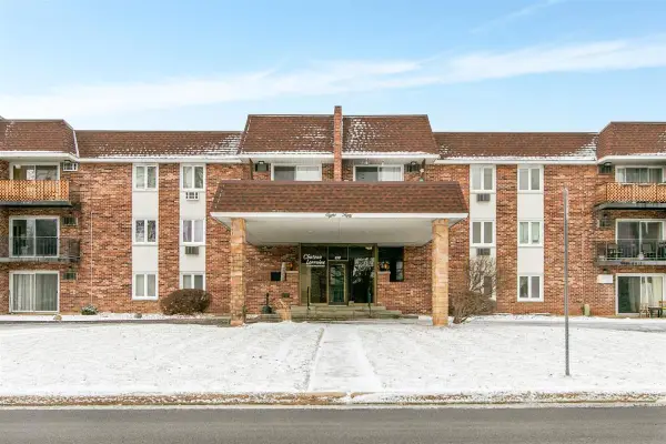 850 S Lorraine Road #3B, Wheaton, IL 60189