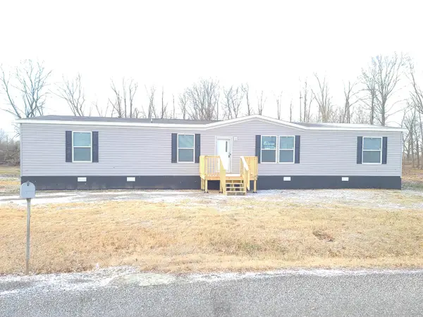 1507 N Oak Street, Duquoin, IL 62932