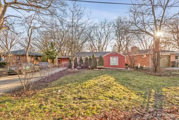 833 Forest Avenue, Elgin, IL 60120