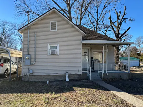 403 Layman Street, Benton, IL 62812