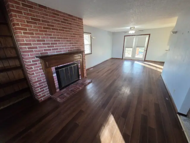 1025 Lake Shore Drive, Mount Vernon, IL 62864 - Image #3