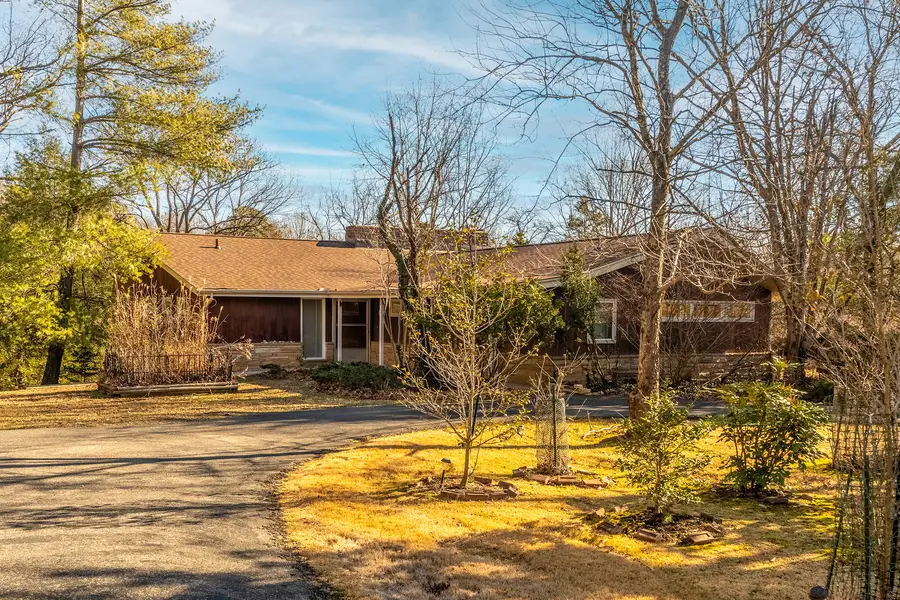 88 Dakota Road, Carbondale, IL 62902 - #2