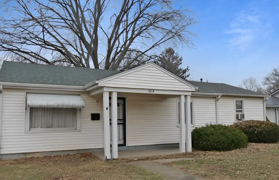 Address Withheld By Seller, Danville, IL 61832 - #3