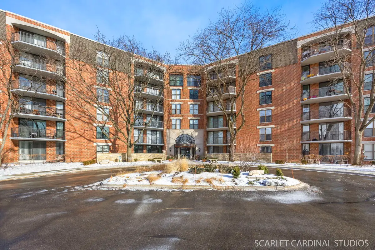 509 Aurora Avenue #120, Naperville, IL 60540 - Image #1