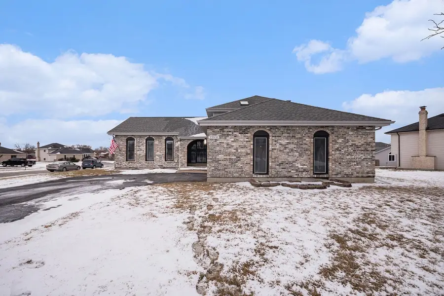22531 Crescent Way, Richton Park, IL 60471 - Image #2