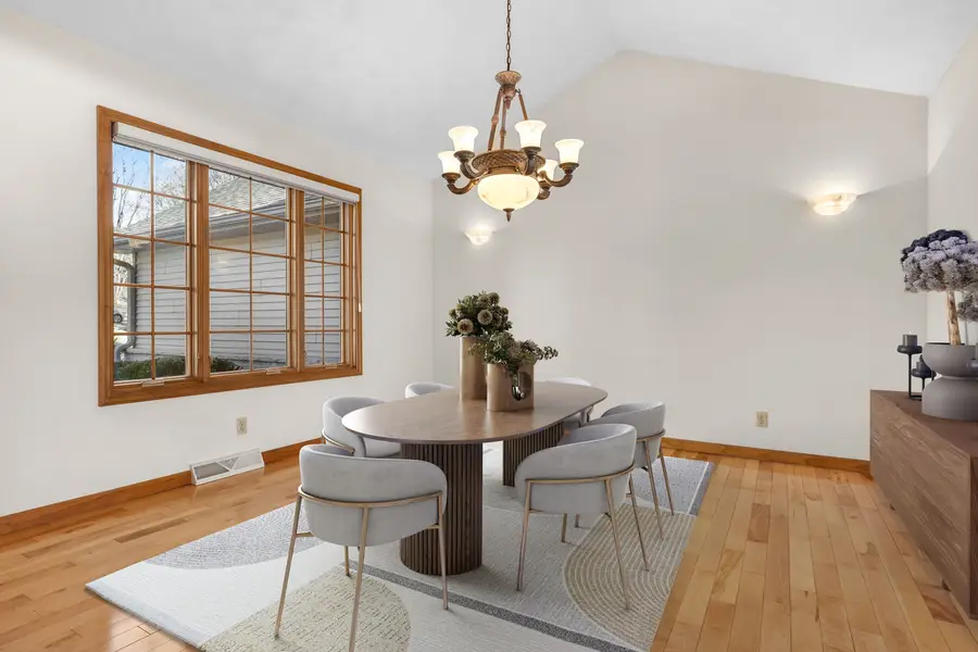 8317 Snaresbrook Road, Roscoe, IL 61073 - Image #3