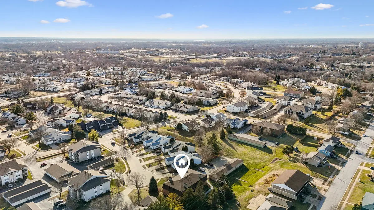 4190 Mallard Court #0010, Bettendorf, IA 52722 - Image #1