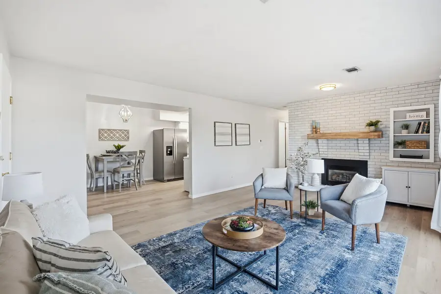 4190 Mallard Court #0010, Bettendorf, IA 52722 - Image #3