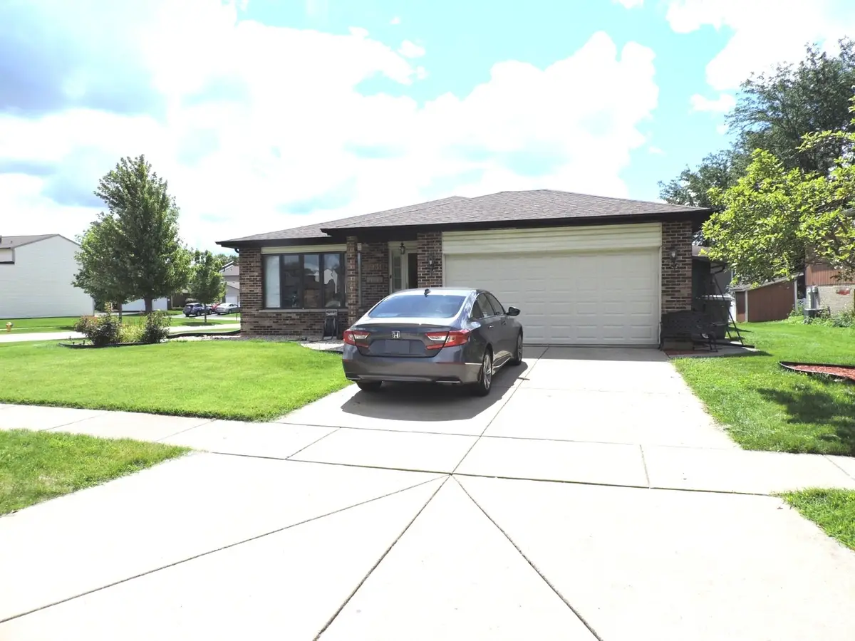 6931 Coachwood Trail, Tinley Park, IL 60477 - Image #1