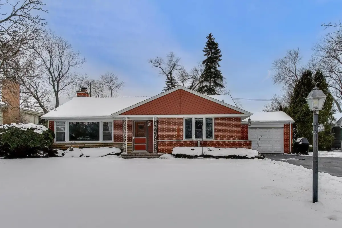 2537 Pick Drive, Glenview, IL 60025 - Image #1