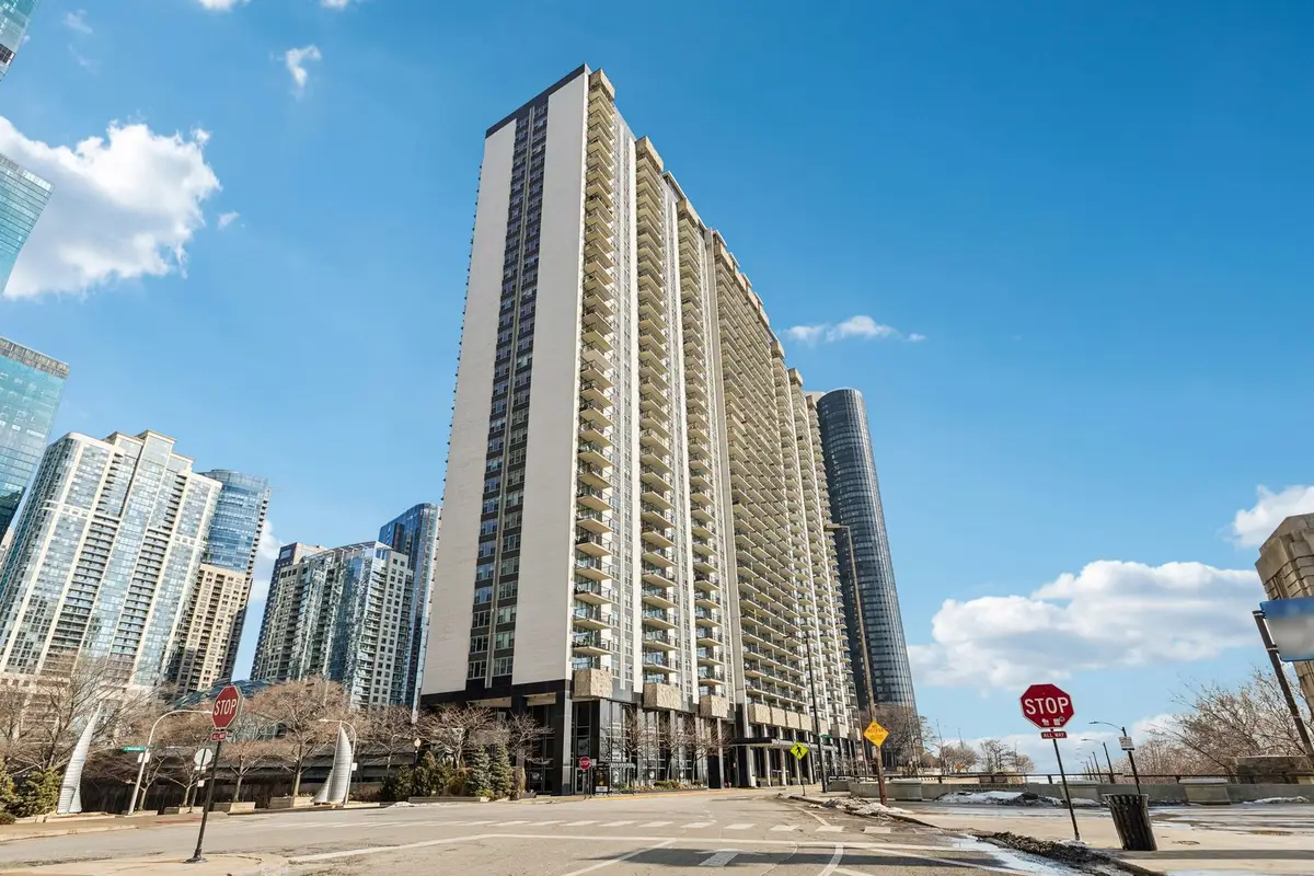 400 E Randolph Street #3719-20, Chicago, IL 60601 - #1