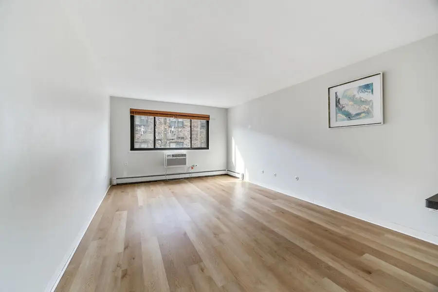 607 W Wrightwood Avenue #407, Chicago, IL 60614 - Image #3