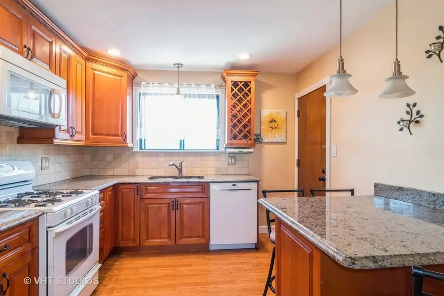 Address Withheld By Seller, Elmwood Park, IL 60707 - Image #2