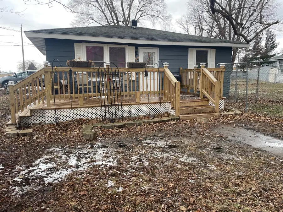 901 Oak Avenue, Sterling, IL 61081 - Image #2