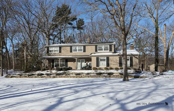 22182 W Little Pond Road, Kildeer, IL 60047