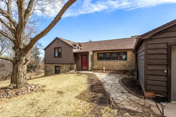 129 Bluff Boulevard, Princeton, IA 52768