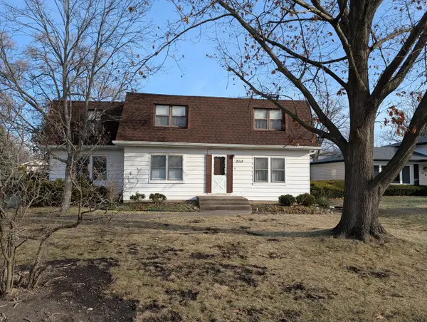 9319 N Knight Avenue, Des Plaines, IL 60016