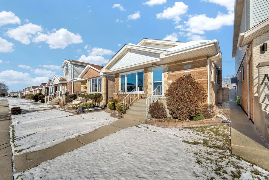 6628 W 63rd Place, Chicago, IL 60638 - Image #3