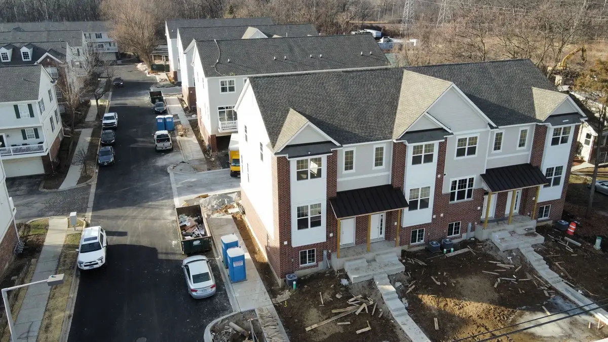 183 Eli Court, Des Plaines, IL 60016 - Image #1