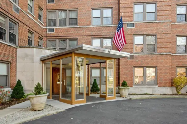 1585 Ridge Avenue #301, Evanston, IL 60201