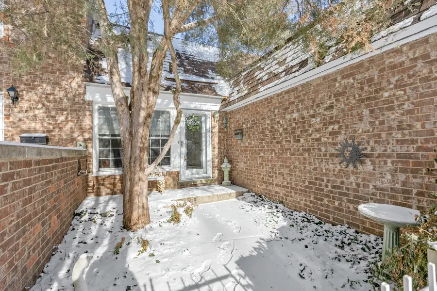 18W088 16th Street, Villa Park, IL 60181 - Image #3