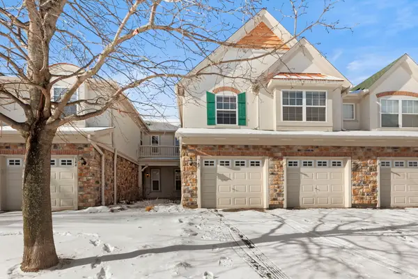 346 Bay Tree Circle, Vernon Hills, IL 60061