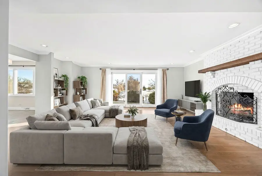 6209 Sleepy Hollow Lane, Lisle, IL 60532 - Image #3