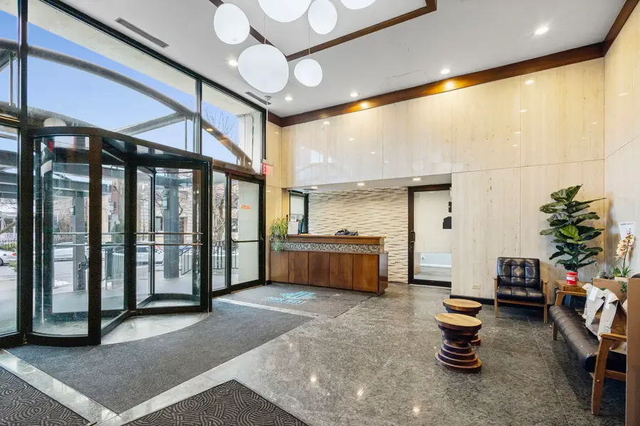 444 W Fullerton Parkway #1303, Chicago, IL 60614 - Image #3