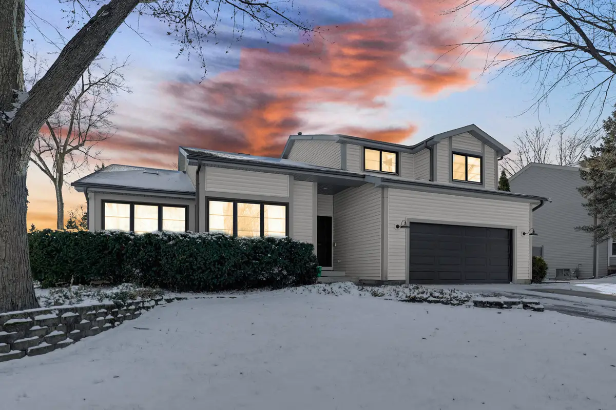 17635 W Windslow Drive, Grayslake, IL 60030 - Image #1