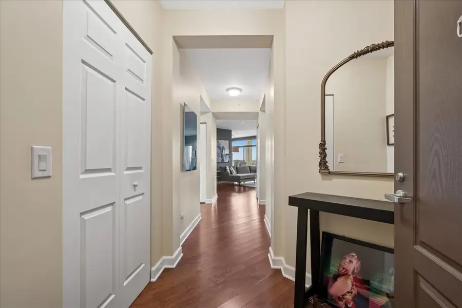 Address Withheld By Seller, Morton Grove, IL 60053 - Image #3