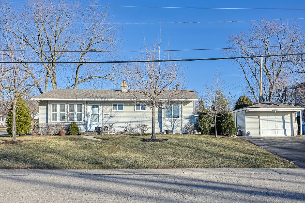 1501 Pawnee Road, Carpentersville, IL 60110 - Image #1