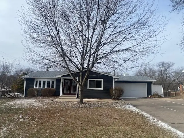 2328 Salem Court, Bettendorf, IA 52722 - Image #1