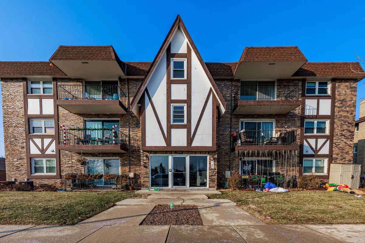 11036 S Kilpatrick Avenue #3SW, Oak Lawn, IL 60453 - Image #1