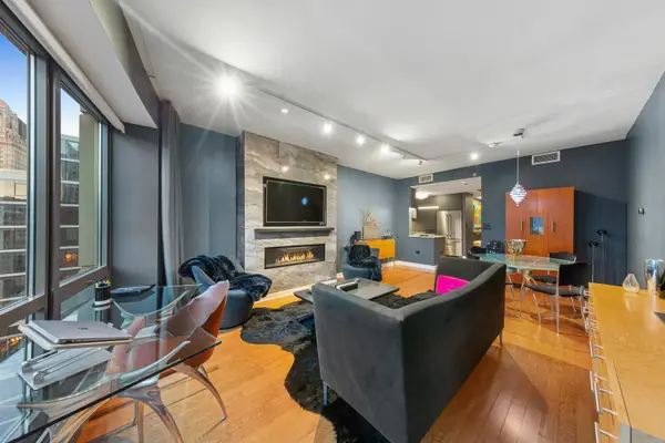 130 N Garland Court #2304, Chicago, IL 60602