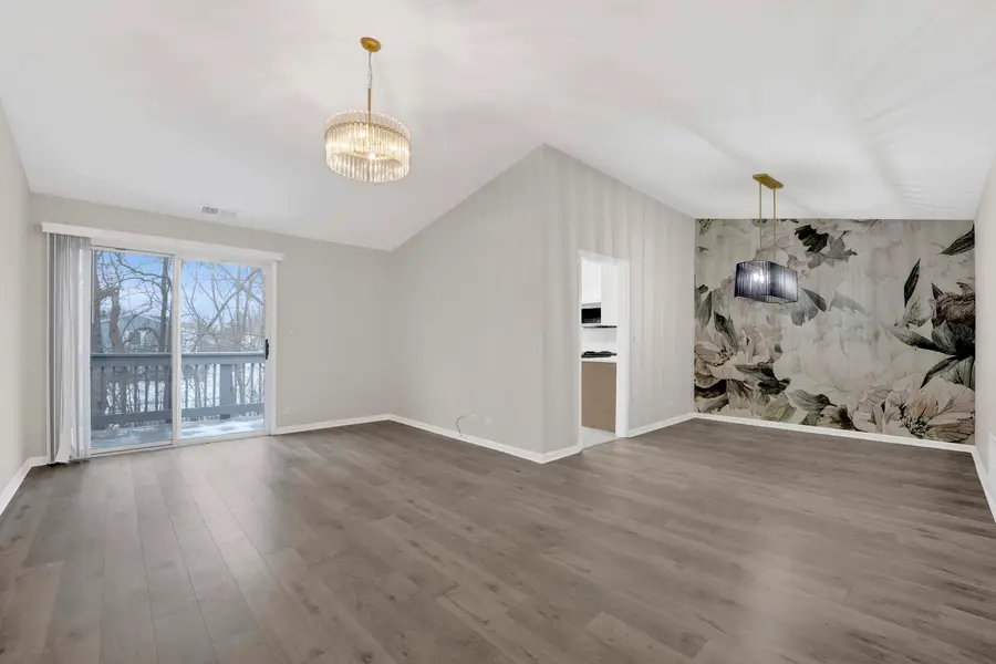 97 Midhurst Court #202D, Naperville, IL 60565 - Image #3
