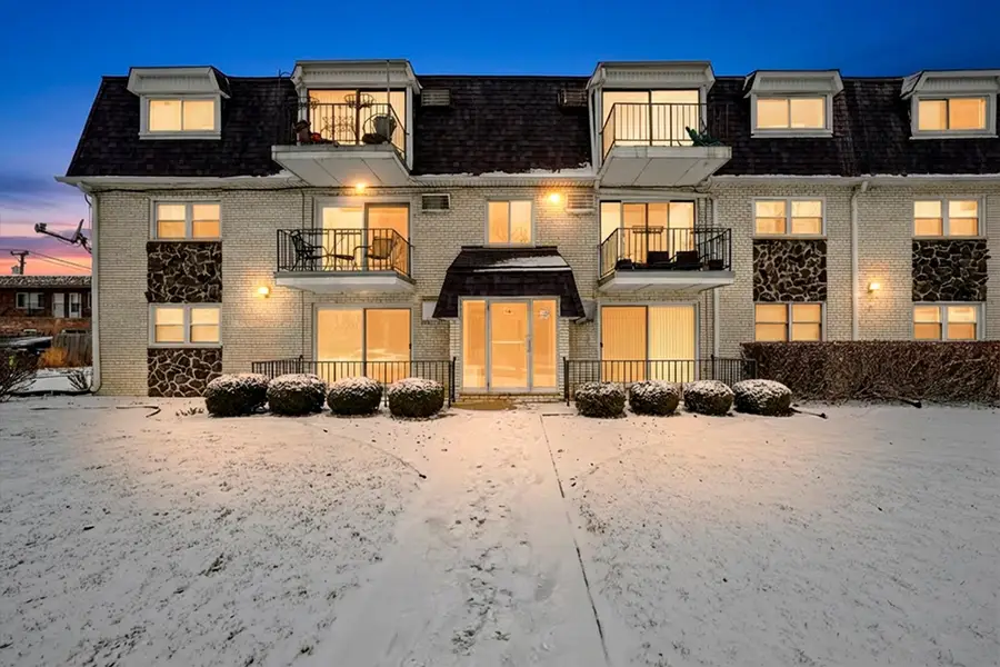 7932 W 93rd Street #2A, Hickory Hills, IL 60457 - Image #2