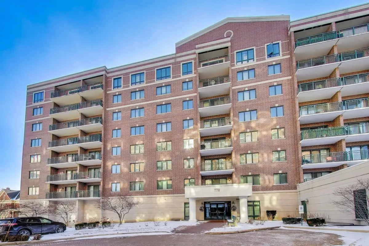 770 Pearson Street #2-207, Des Plaines, IL 60016 - Image #1