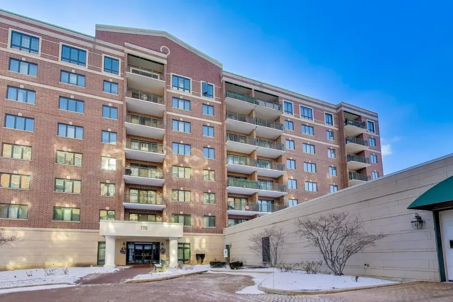 770 Pearson Street #2-207, Des Plaines, IL 60016 - Image #2