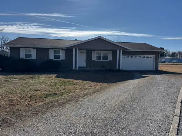 119 Salem Drive, Salem, IL 62881