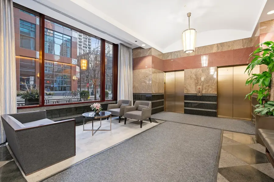 100 E Huron Street #4101, Chicago, IL 60611 - Image #2