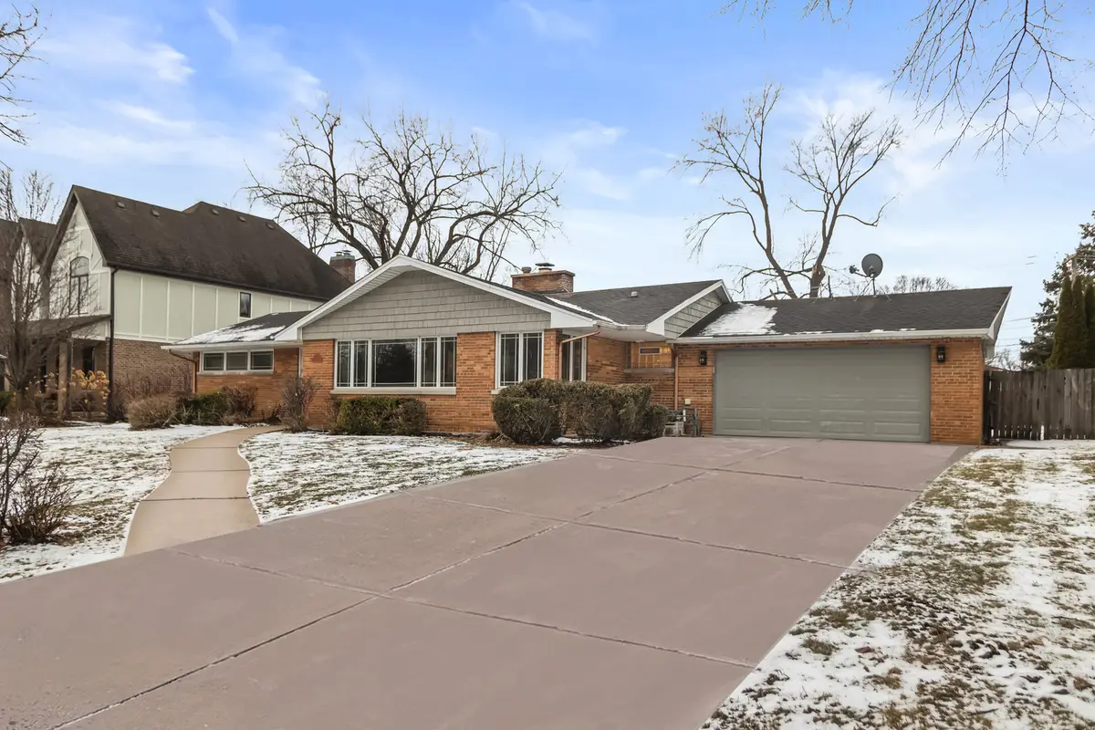 730 S 10th Avenue, La Grange, IL 60525 - Image #1