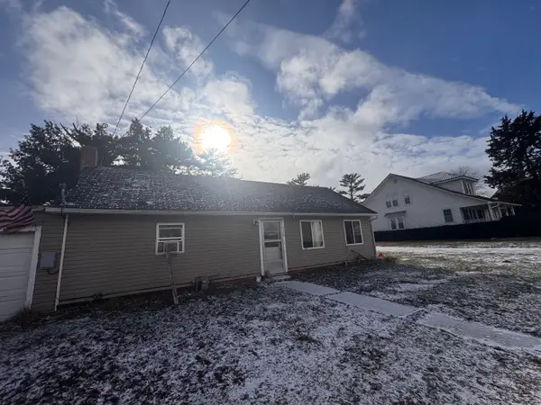 315 W Washington Street, Blandinsvile, IL 61420