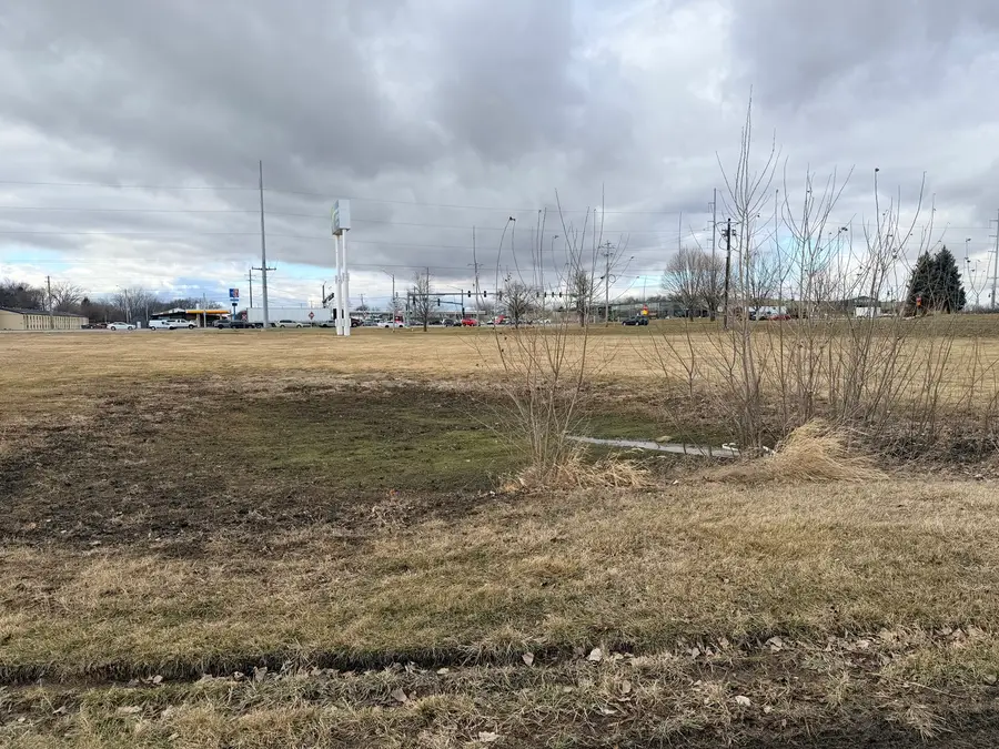 0 65th & Brady Street, Davenport, IA 52806 - #2