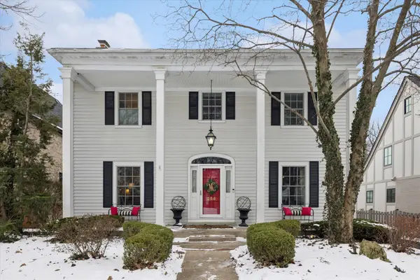 254 W Claremont Street, Elmhurst, IL 60126