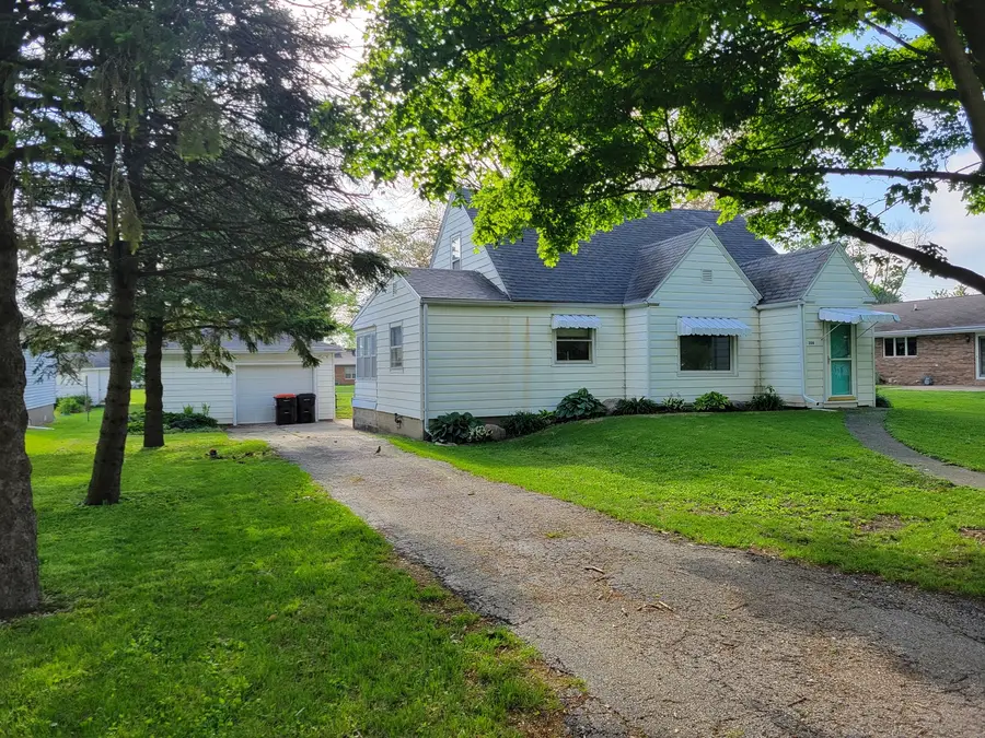 208 N Maple Street, Toluca, IL 61369 - #2