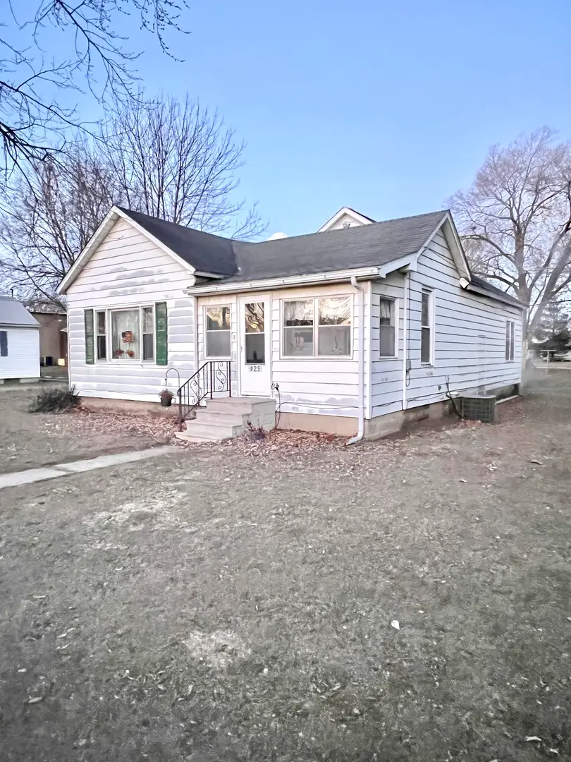 925 8th Street, Erie, IL 61250 - Image #3