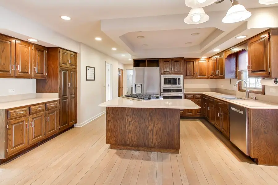 Address Withheld By Seller, Lisle, IL 60532 - Image #3